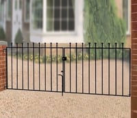 Made To Measure Burbage Manor Flat Top Double Gate