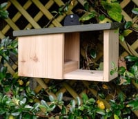 Wooden Robin Nesting Box
