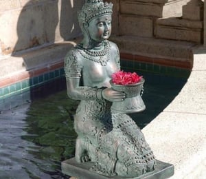 Design Toscano Thai Princess Sculpture