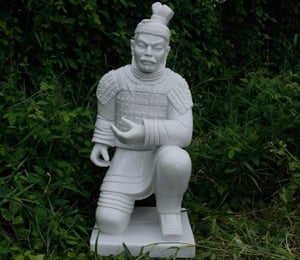 Dinova Kneeling Warrior 80cm Statue