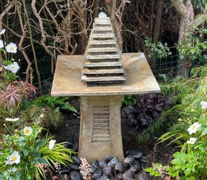 Henri Studio Oriental Astor Fountain