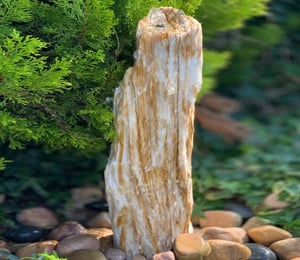 Riveria Monolith Granite Feature