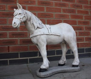 Small Standing Horse Ornament