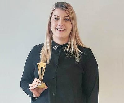 Kelkay's Leanne Wins GardenSite Excellent Customer Service Award